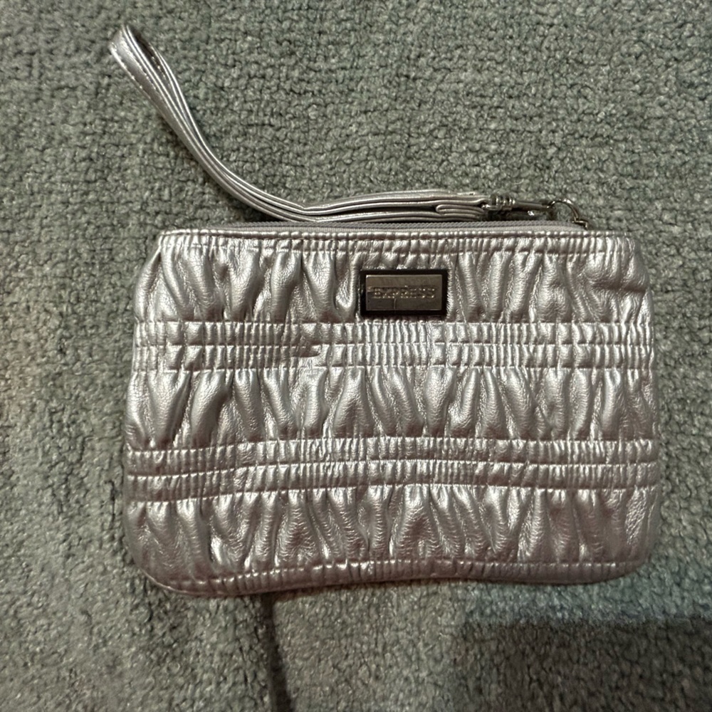 Silver Express clutch